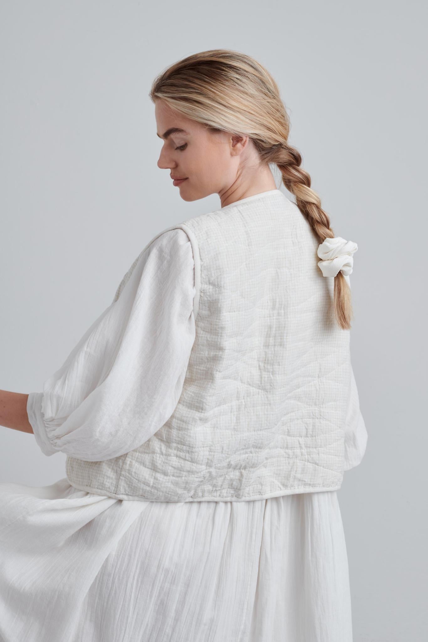White Corduroy Scrunchie Zara