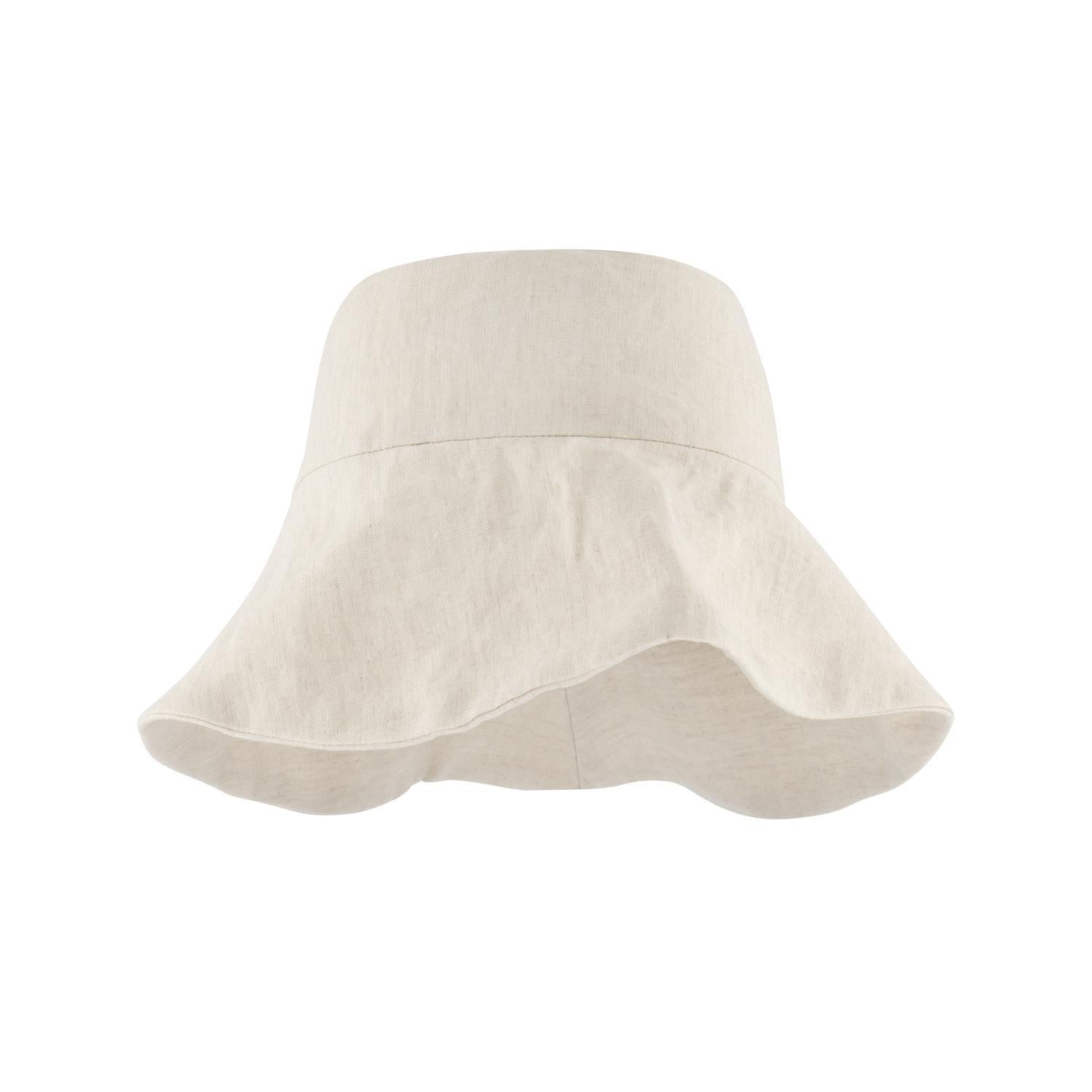 White sun hat deals