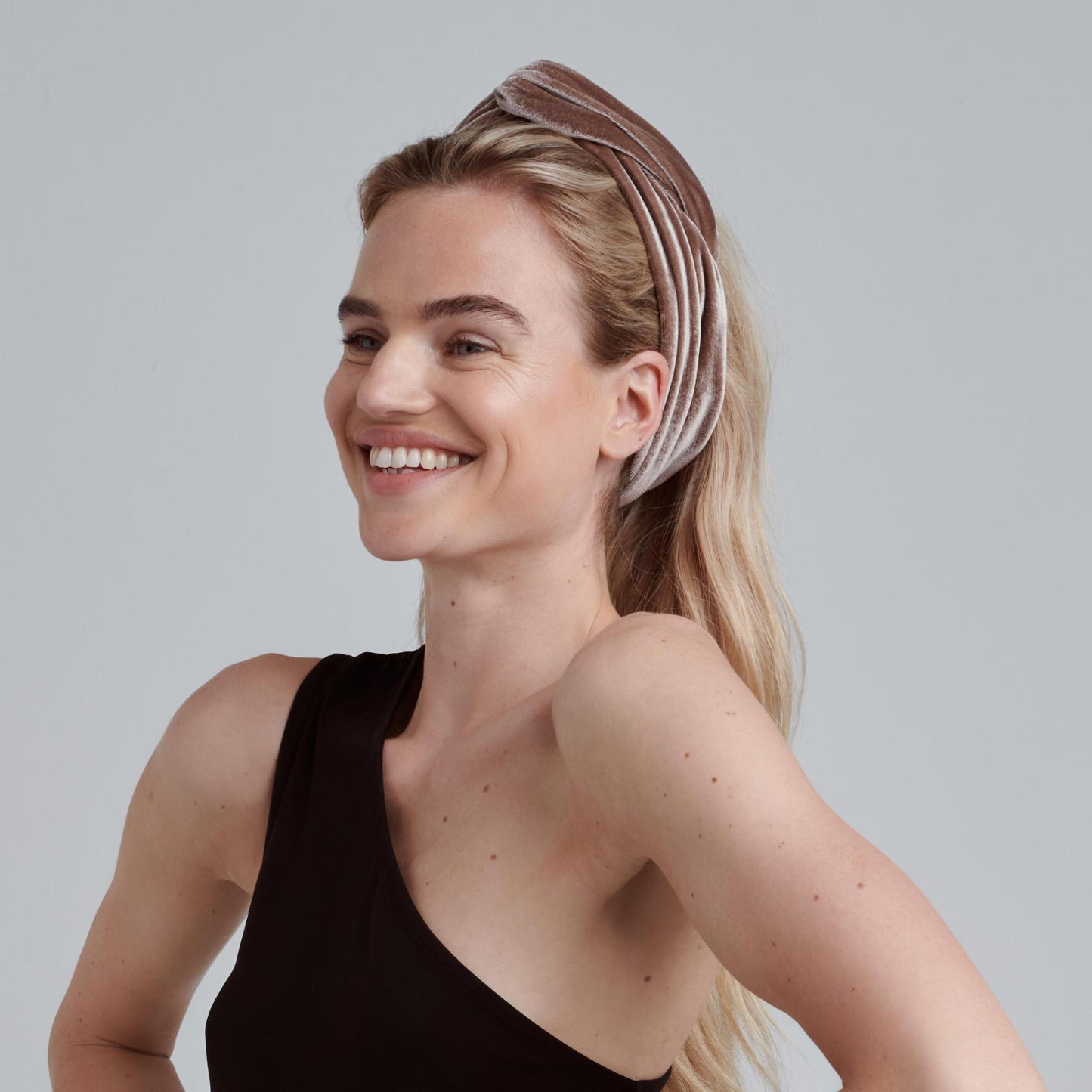 Brown Velvet Headband - Bandeau Emilie
