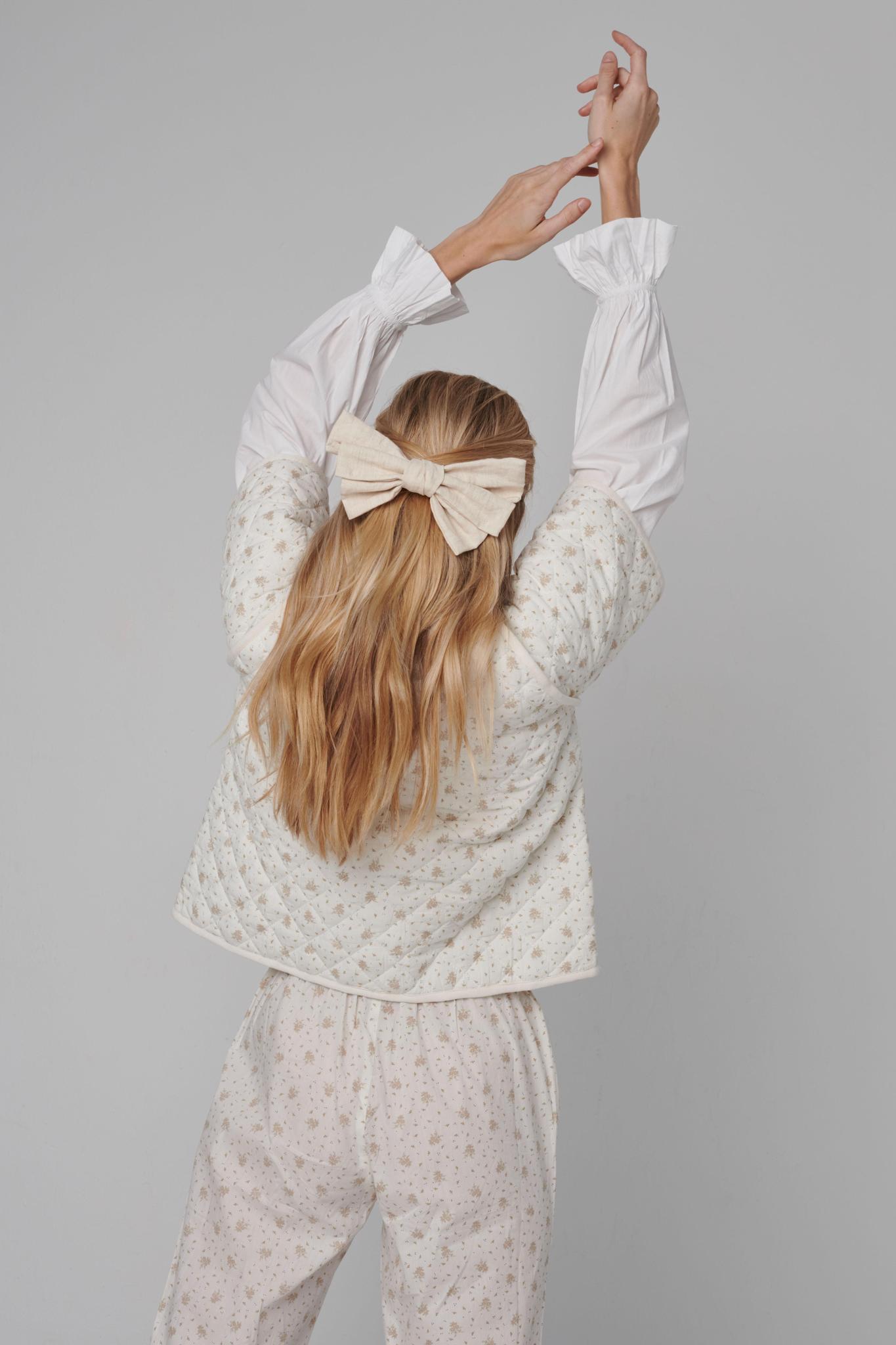 Beige Linen Bow Zola