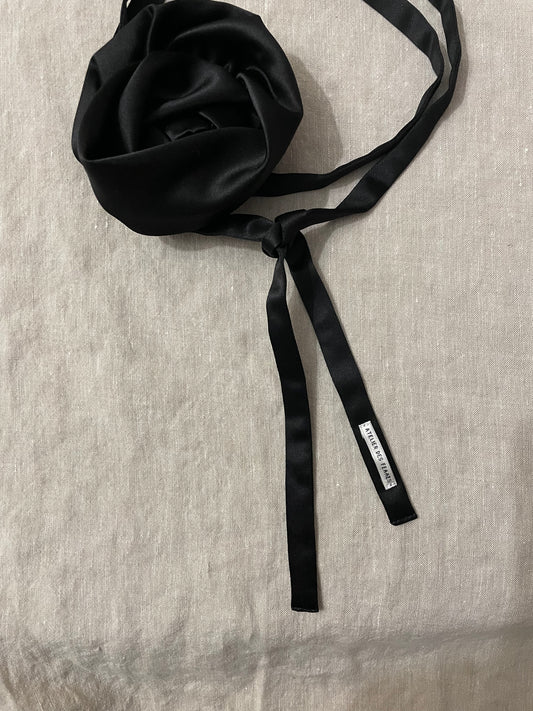 Sample (women) Rose black with stroke
