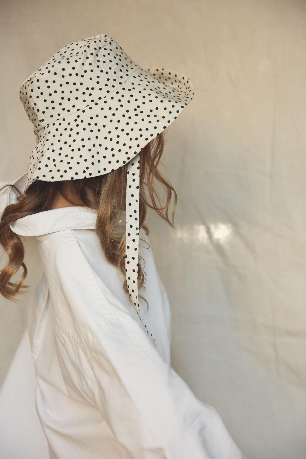 Sample Dotted Mini Bucket Hat Emilia (girls)